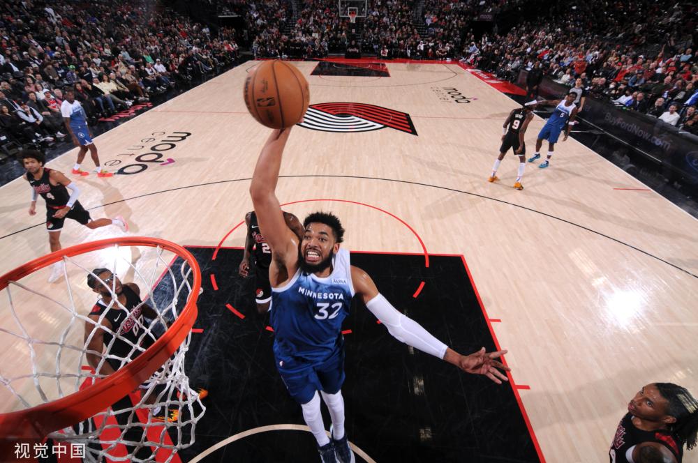 通过中场的 通过中场的